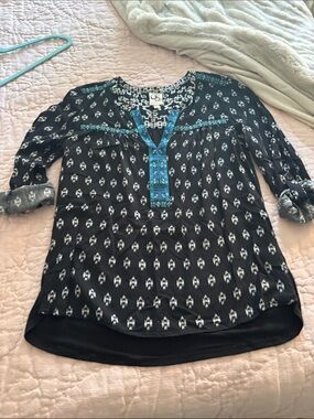Anthro Black & Teal Embroidered V-Neck Women's Top